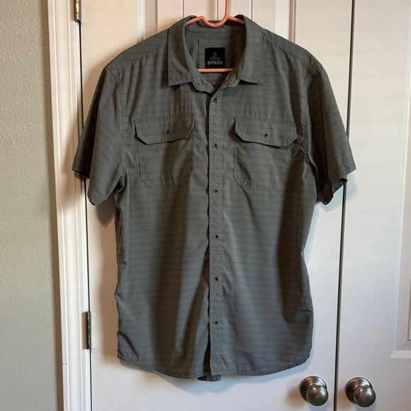 Men’s Gray Patterned Casual Button Down Shirt - Picture 1 of 6